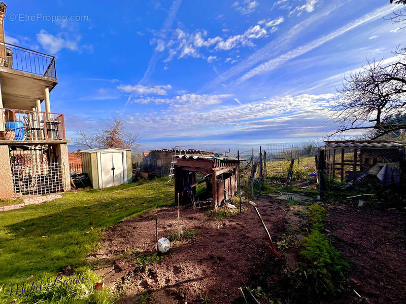 Appartement à POLLIONNAY