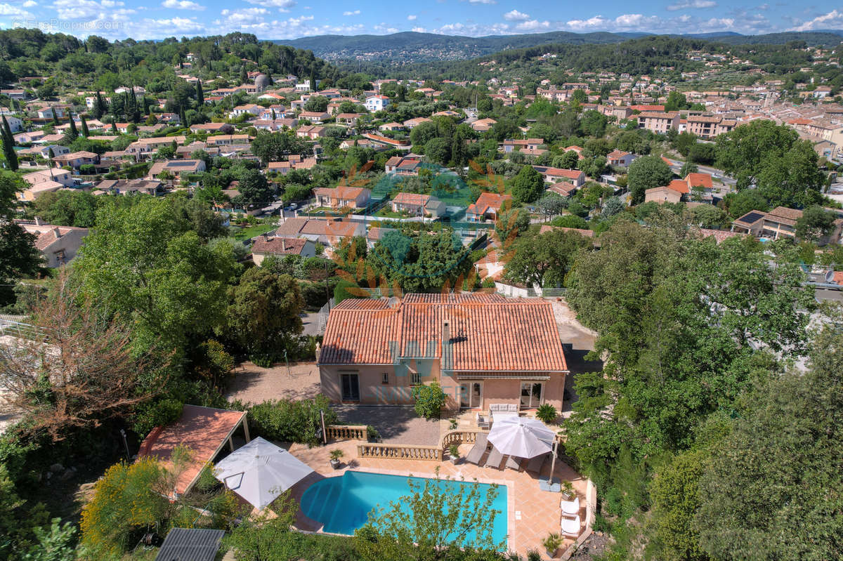 Maison à TRANS-EN-PROVENCE