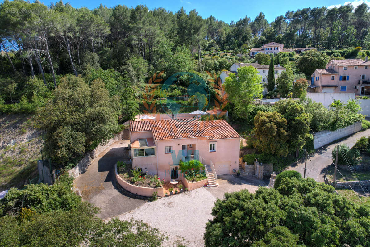 Maison à TRANS-EN-PROVENCE