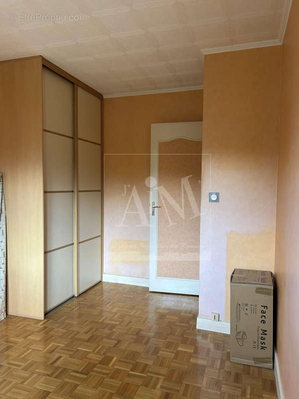 Appartement à NANTERRE