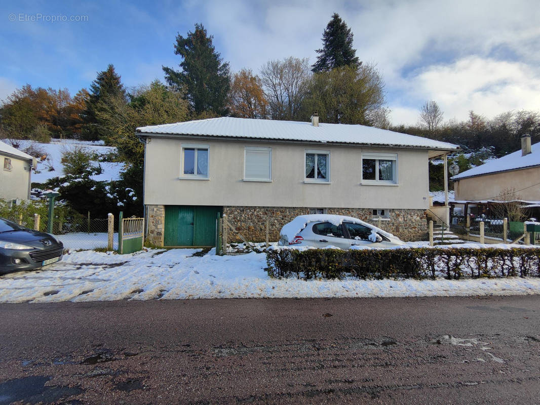 Maison à LONGNY-AU-PERCHE