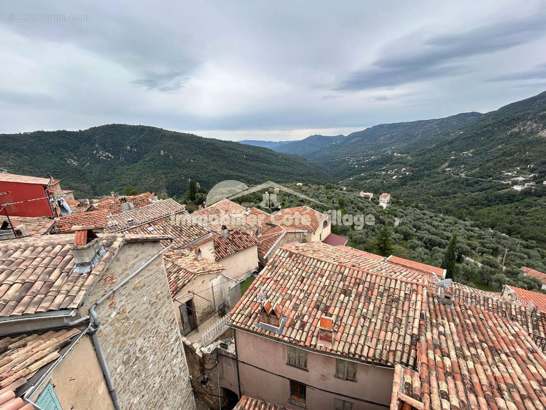 Appartement à COARAZE