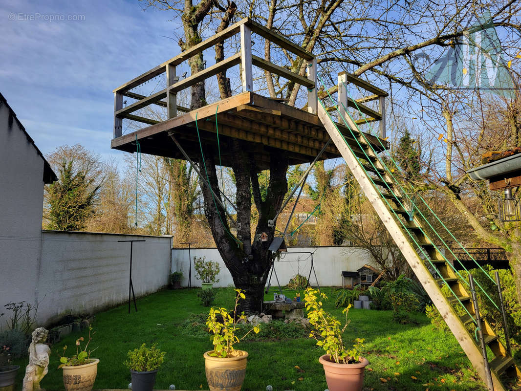 Maison à LONGUEVILLE