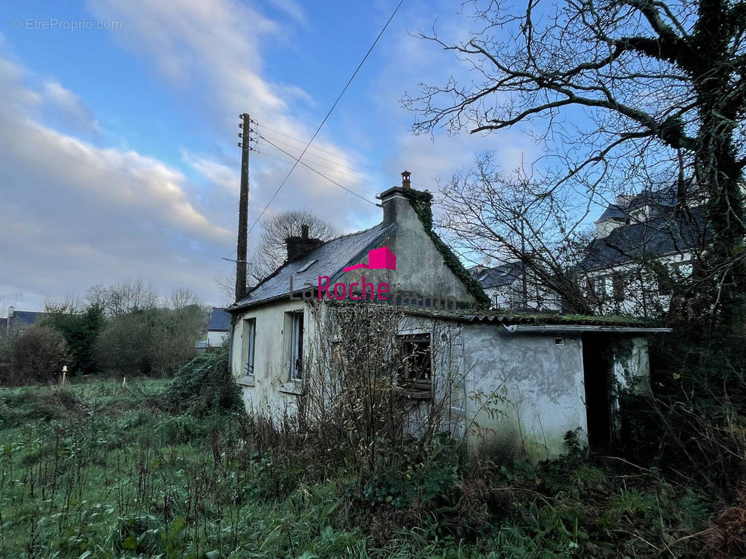 Maison à LA ROCHE-MAURICE