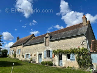 Maison à BEAUMONT-LA-RONCE