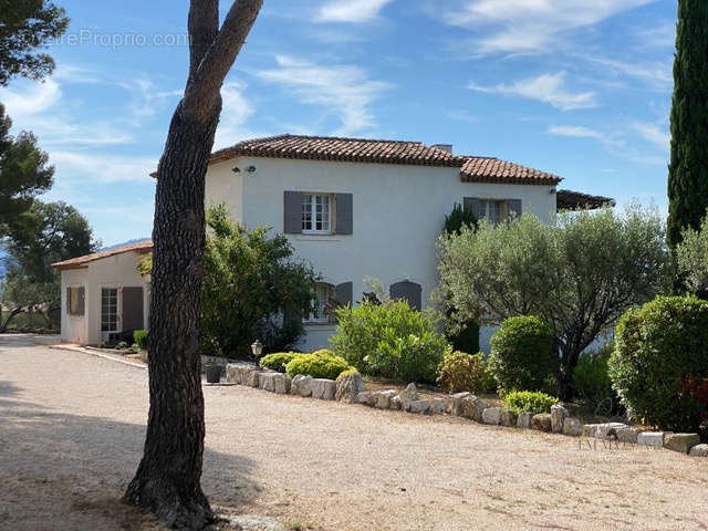 Maison à LA CADIERE-D&#039;AZUR