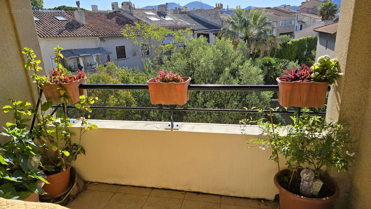 Appartement à MARSEILLE-8E