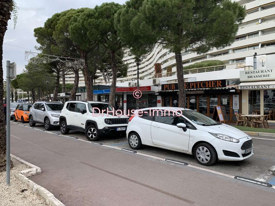 Commerce à VILLENEUVE-LOUBET