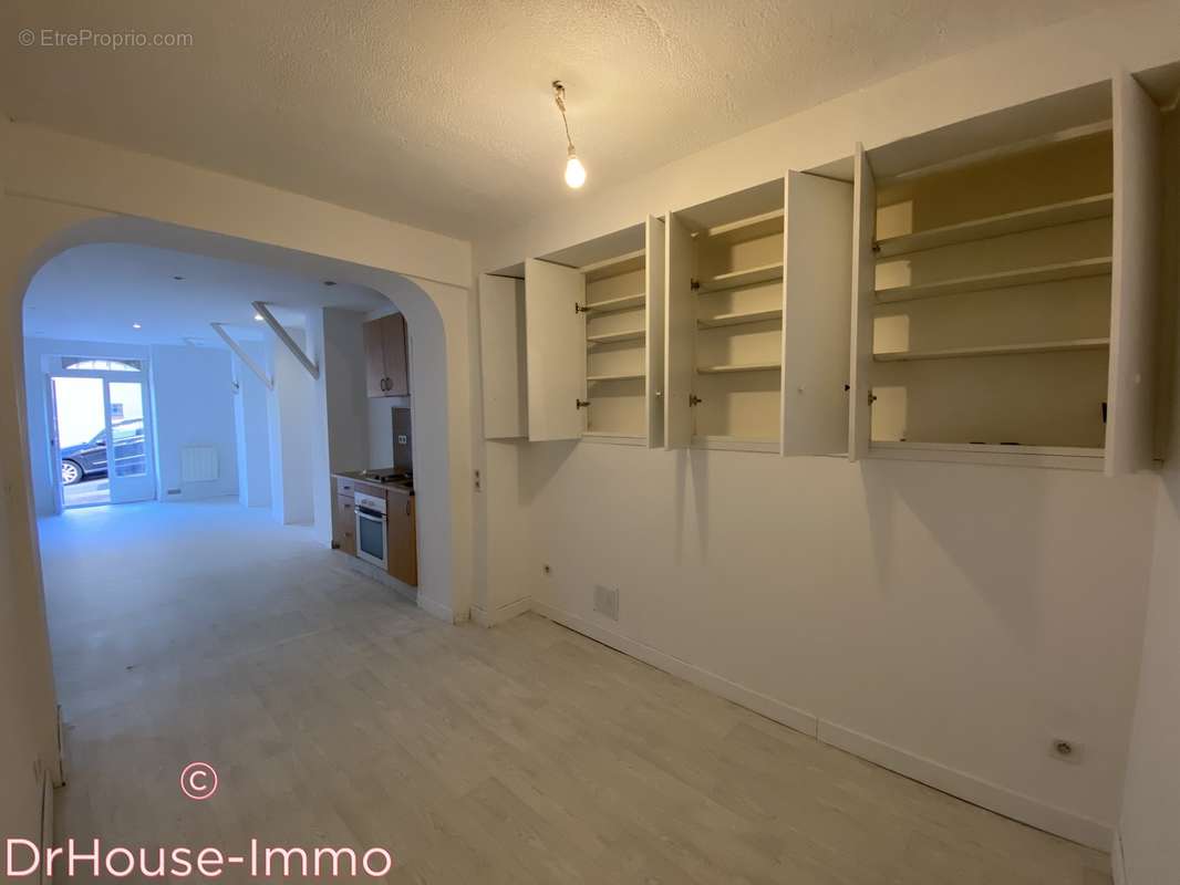 Appartement à PIERREFEU-DU-VAR