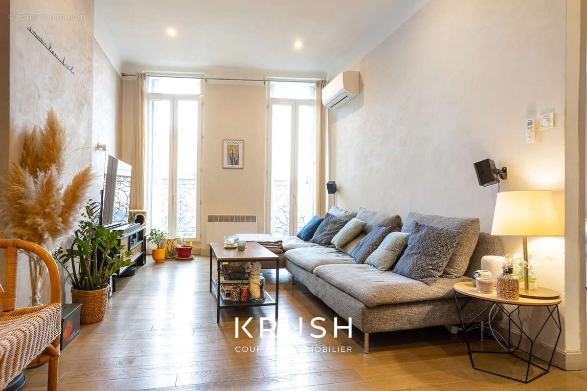 Appartement à MARSEILLE-7E