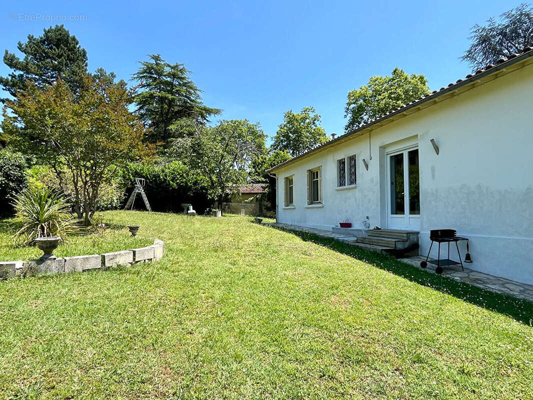 Maison à LAVARDAC