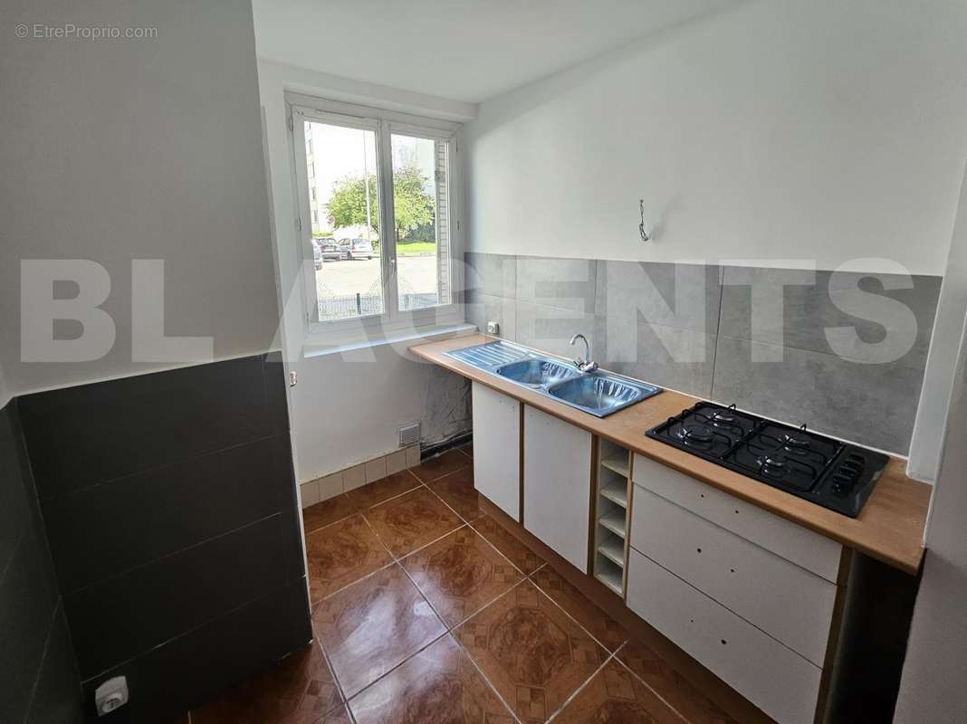 9A150ED8-57CA-49E7-B567-0AA5E5E6A20E_1_201_a - Appartement à ROSNY-SOUS-BOIS