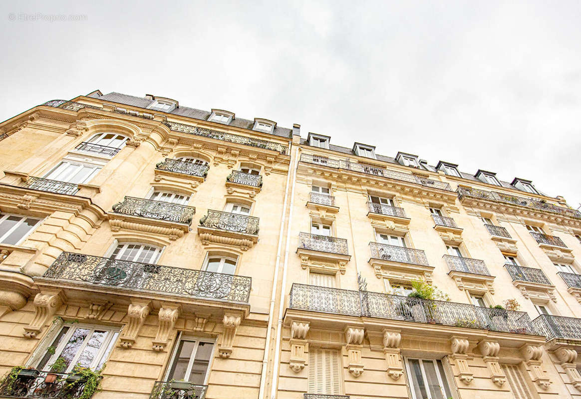 Appartement à PARIS-12E