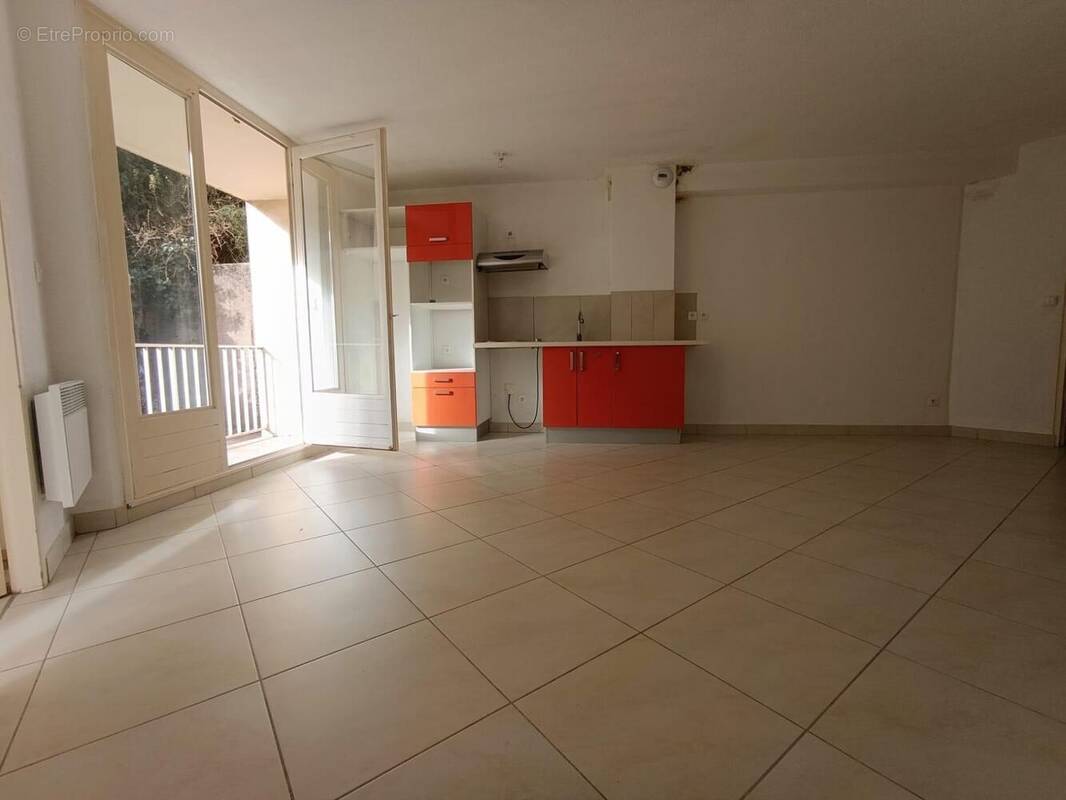 Appartement à CLERMONT-L&#039;HERAULT