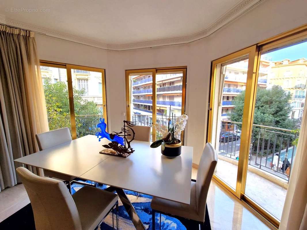 Appartement à NICE