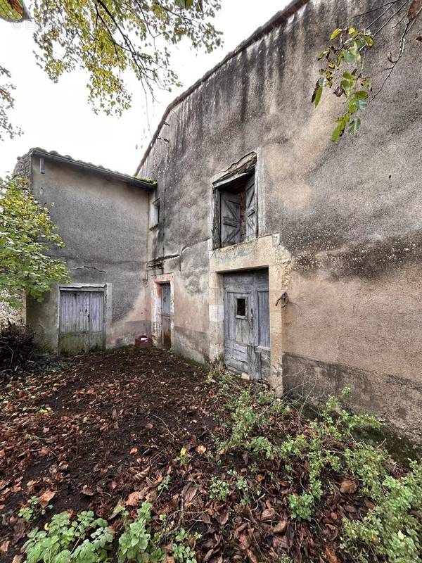 Appartement à CAHUZAC-SUR-VERE