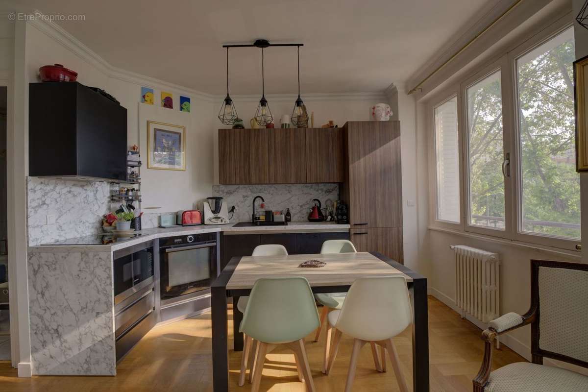 Appartement à LYON-6E