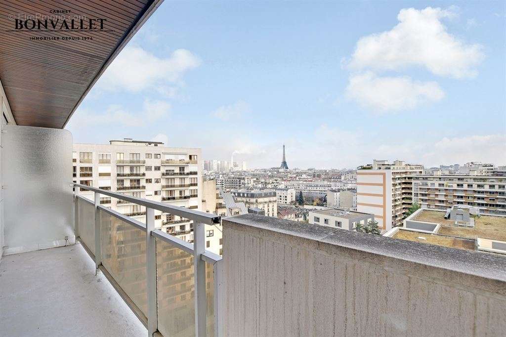 Appartement à PARIS-15E