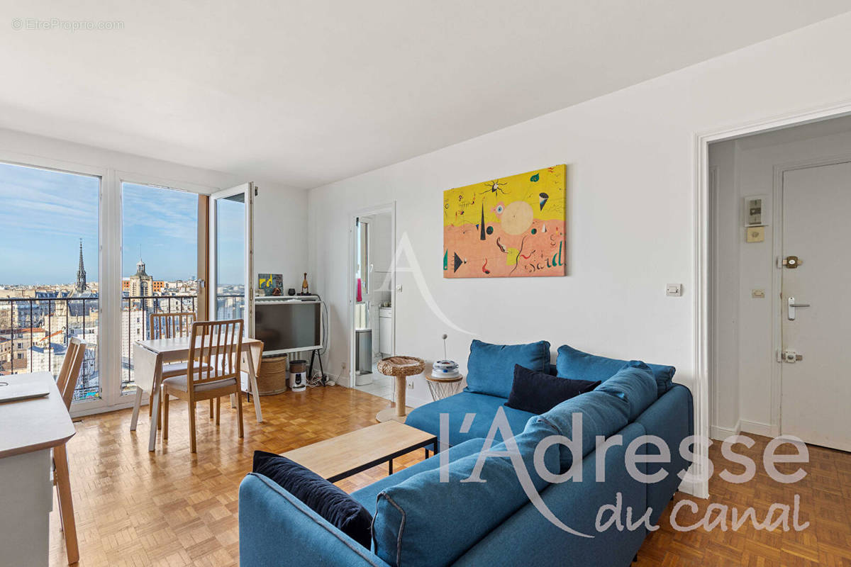 Appartement à PARIS-10E