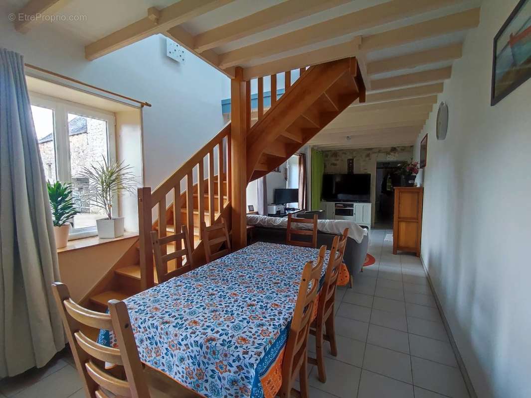 Appartement à ROCHEVILLE