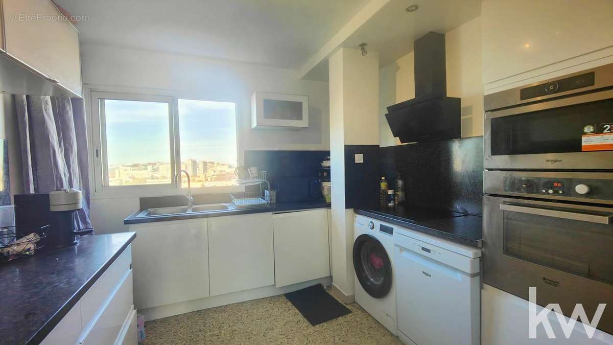 Appartement à MARSEILLE-9E