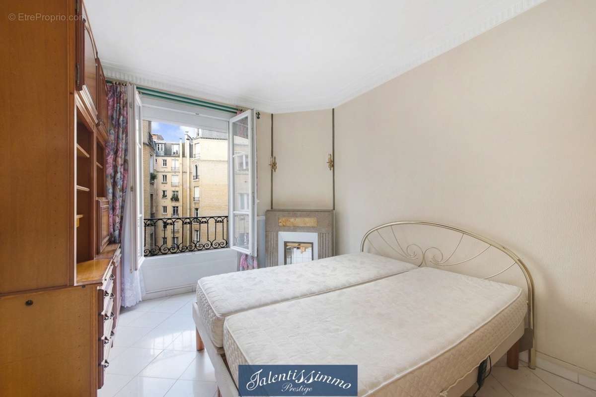 Appartement à PARIS-12E