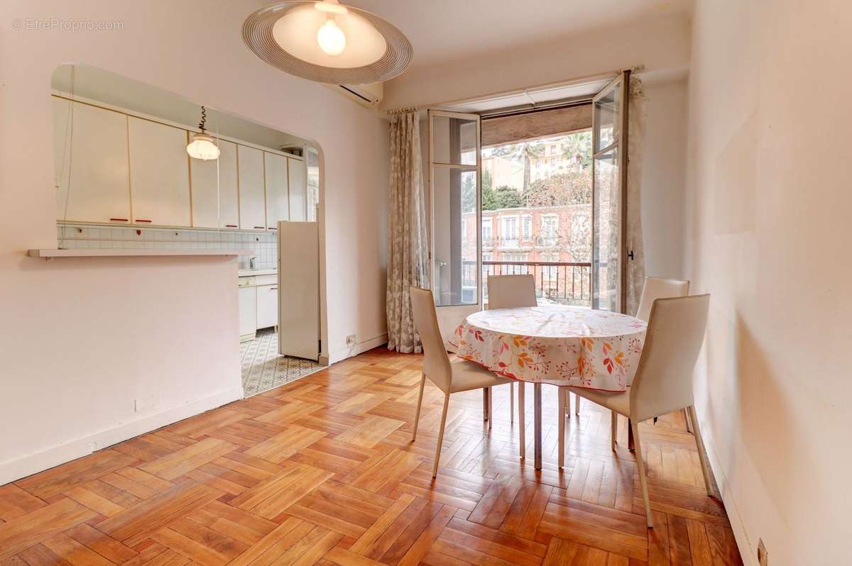 Appartement à NICE