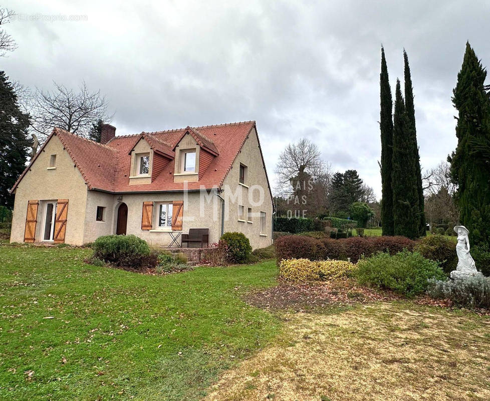 Maison à AUBIGNE-RACAN