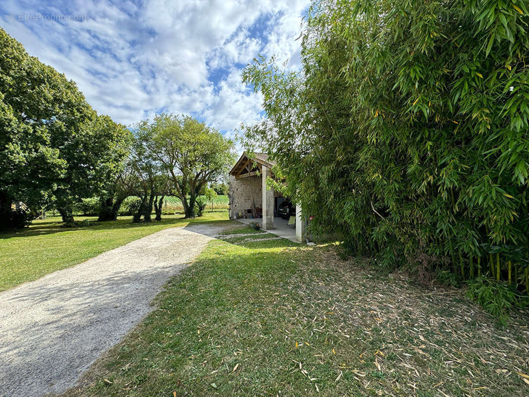 Maison à SAINT-MEDARD-D&#039;AUNIS