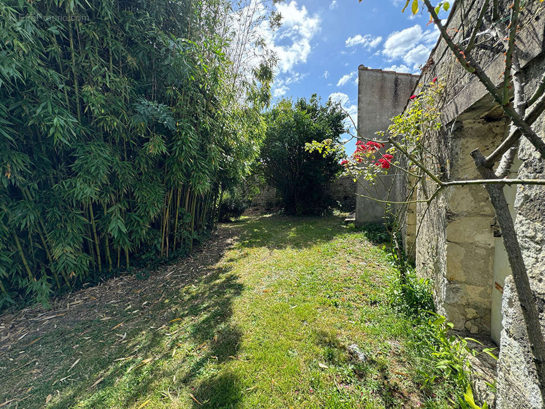 Maison à SAINT-MEDARD-D&#039;AUNIS