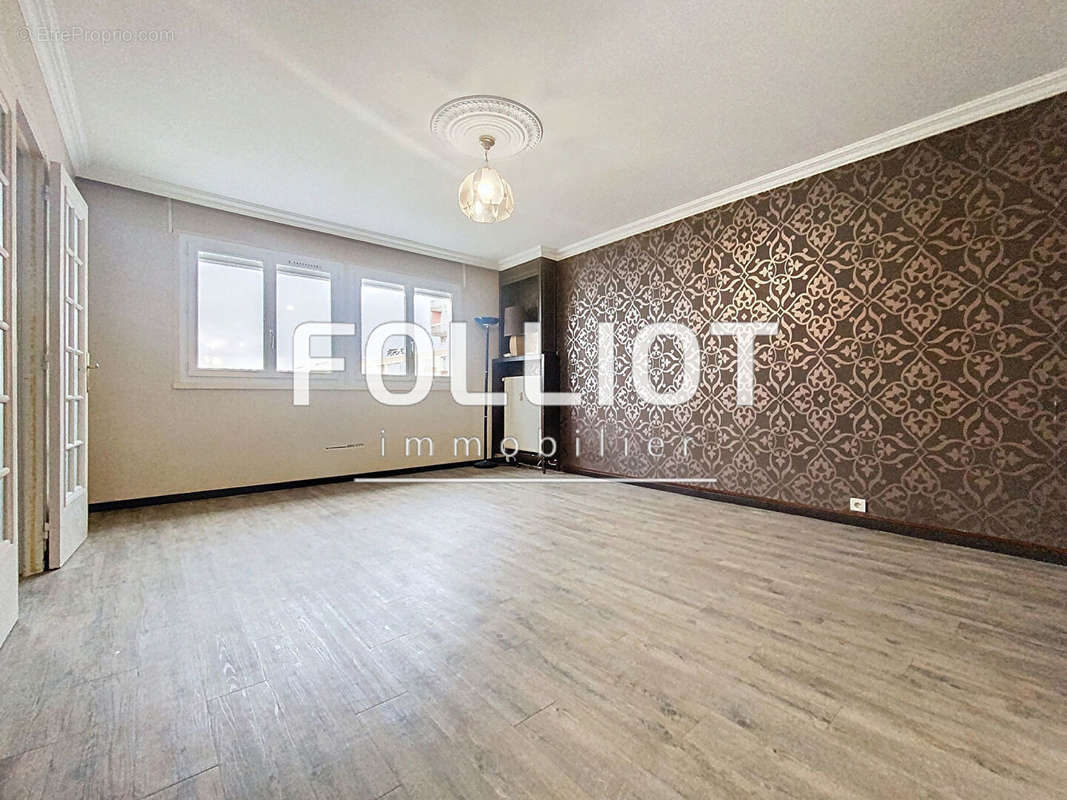 Appartement à HEROUVILLE-SAINT-CLAIR