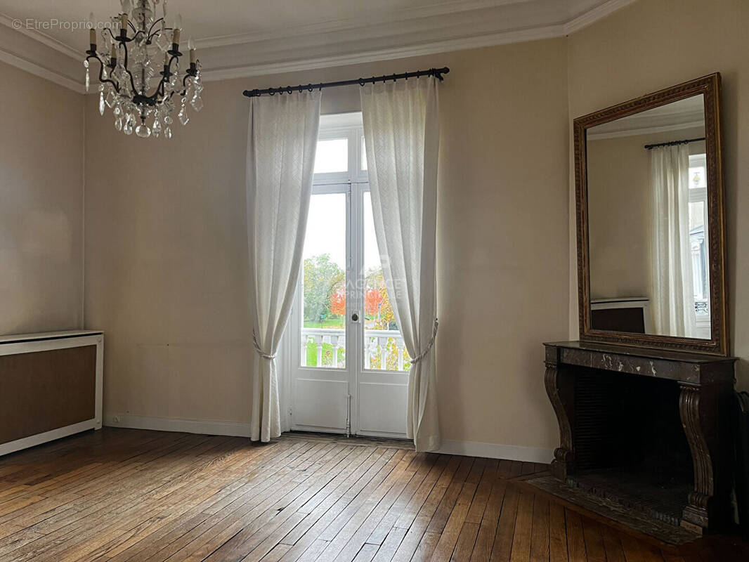 Appartement à MAISONS-LAFFITTE