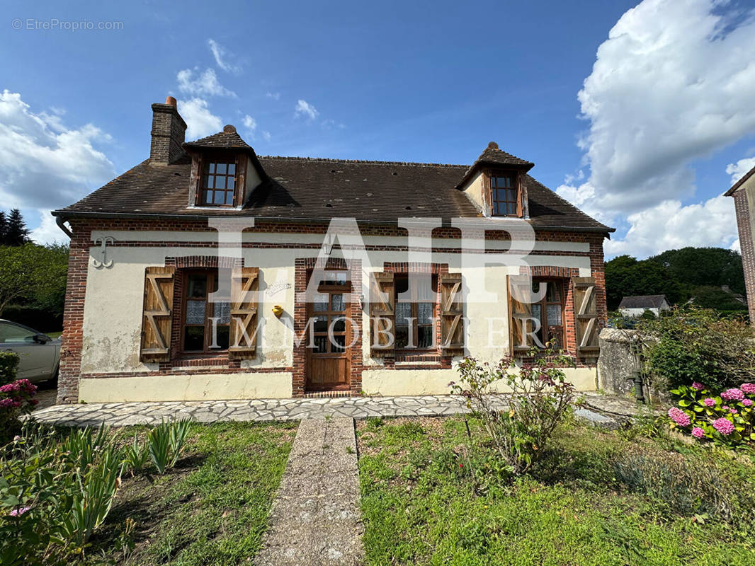 Maison à LONGNY-AU-PERCHE