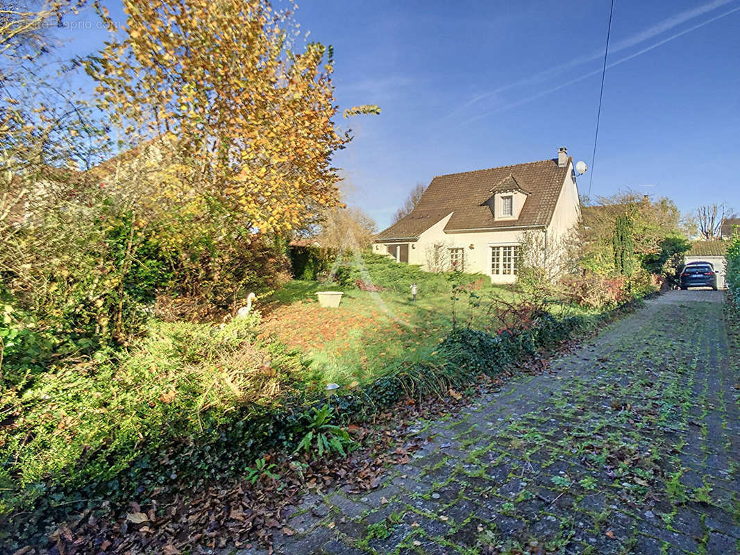 Maison à SAINT-GERMAIN-SUR-MORIN