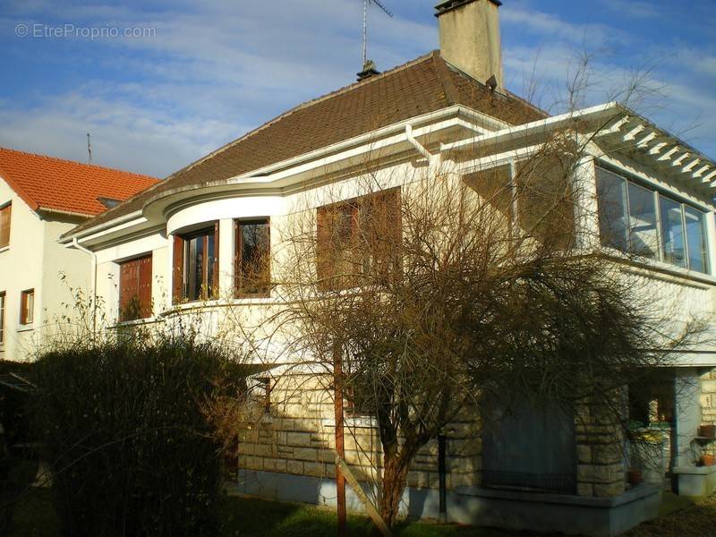 Maison à QUINCY-SOUS-SENART