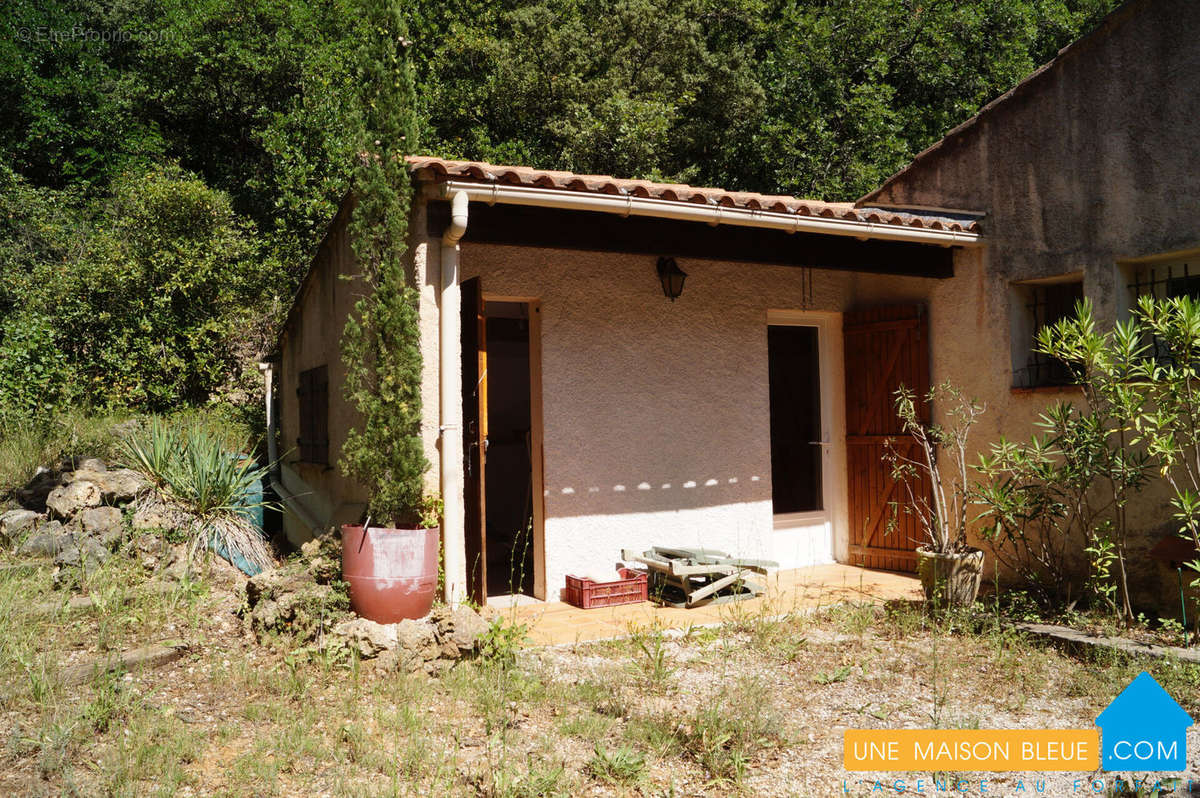 Maison à LA ROQUEBRUSSANNE