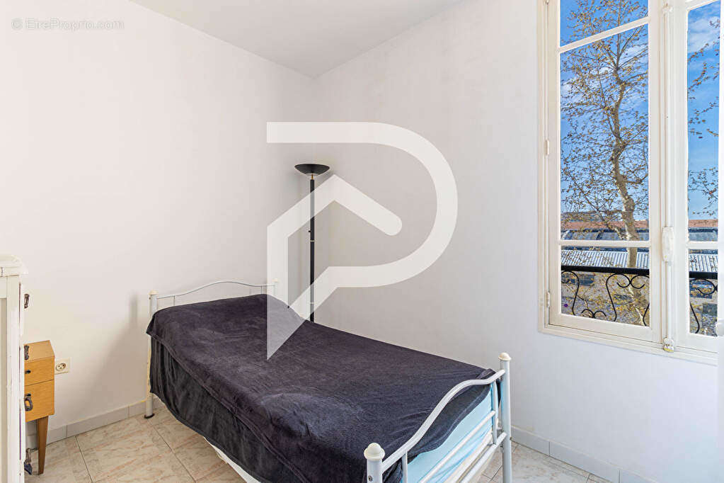 Appartement à MARSEILLE-1E