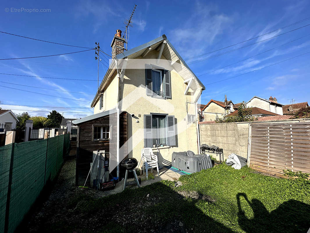 Maison à TROYES