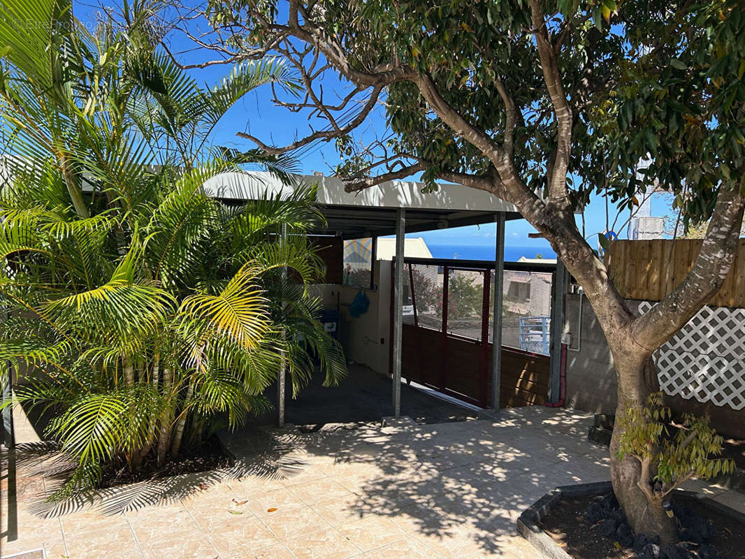 Maison à LE PORT