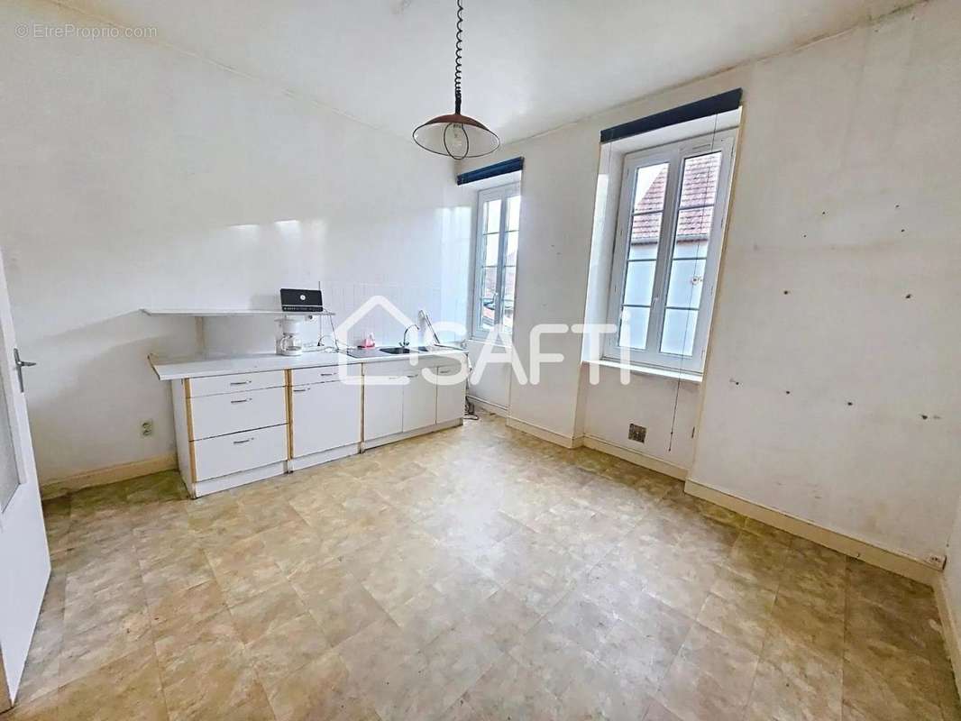 Photo 3 - Appartement à SAINT-POURCAIN-SUR-SIOULE