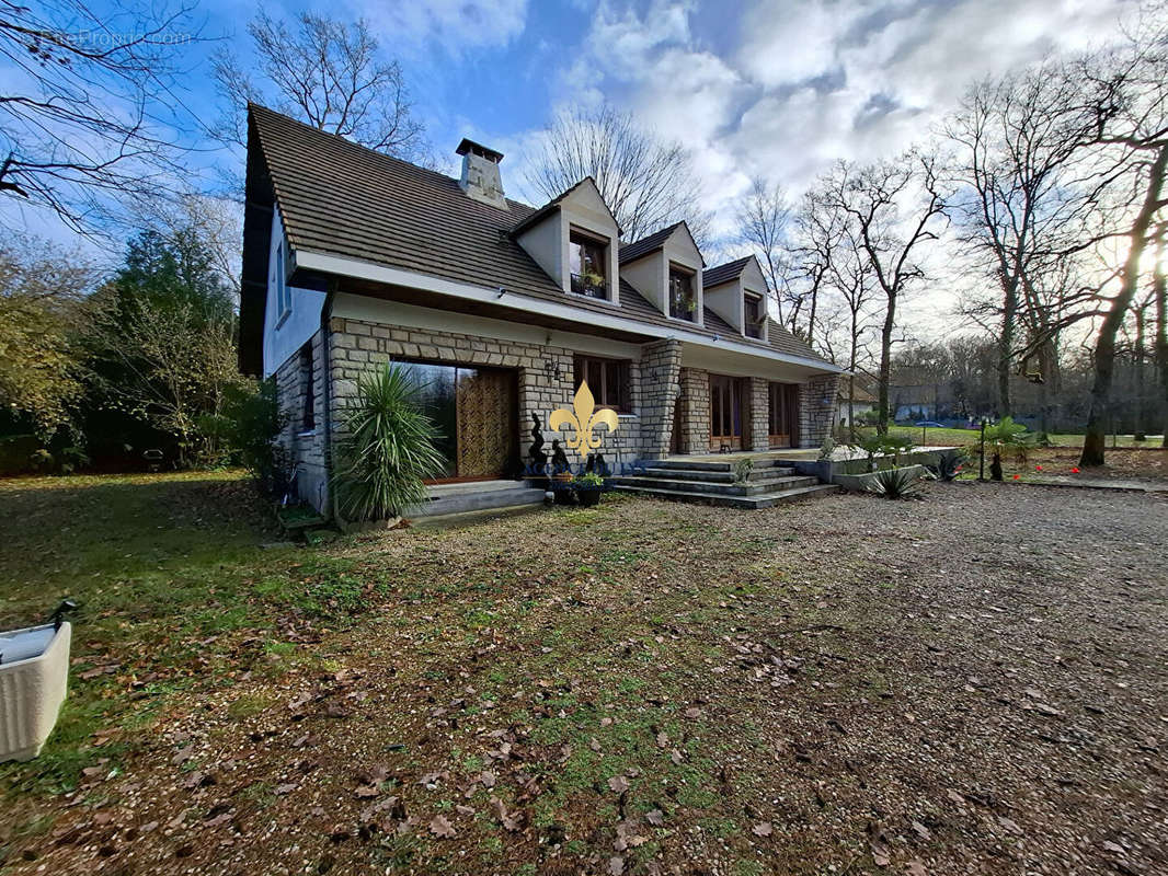 Maison à LAMORLAYE