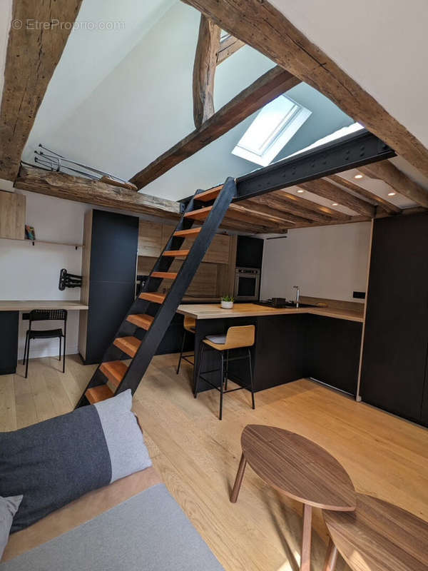 Appartement à PARIS-2E