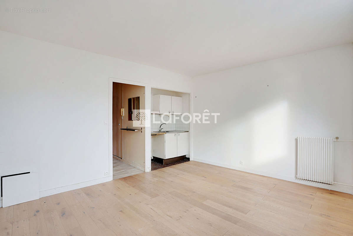 Appartement à PARIS-11E