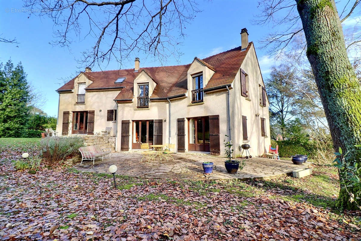 Maison à SAINT-GERMAIN-EN-LAYE