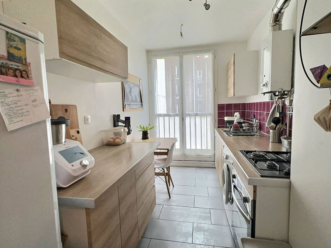 Appartement à IVRY-SUR-SEINE