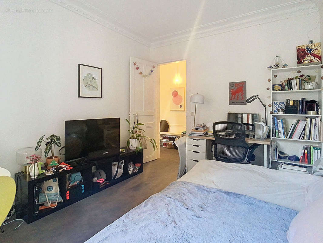 Appartement à PARIS-15E