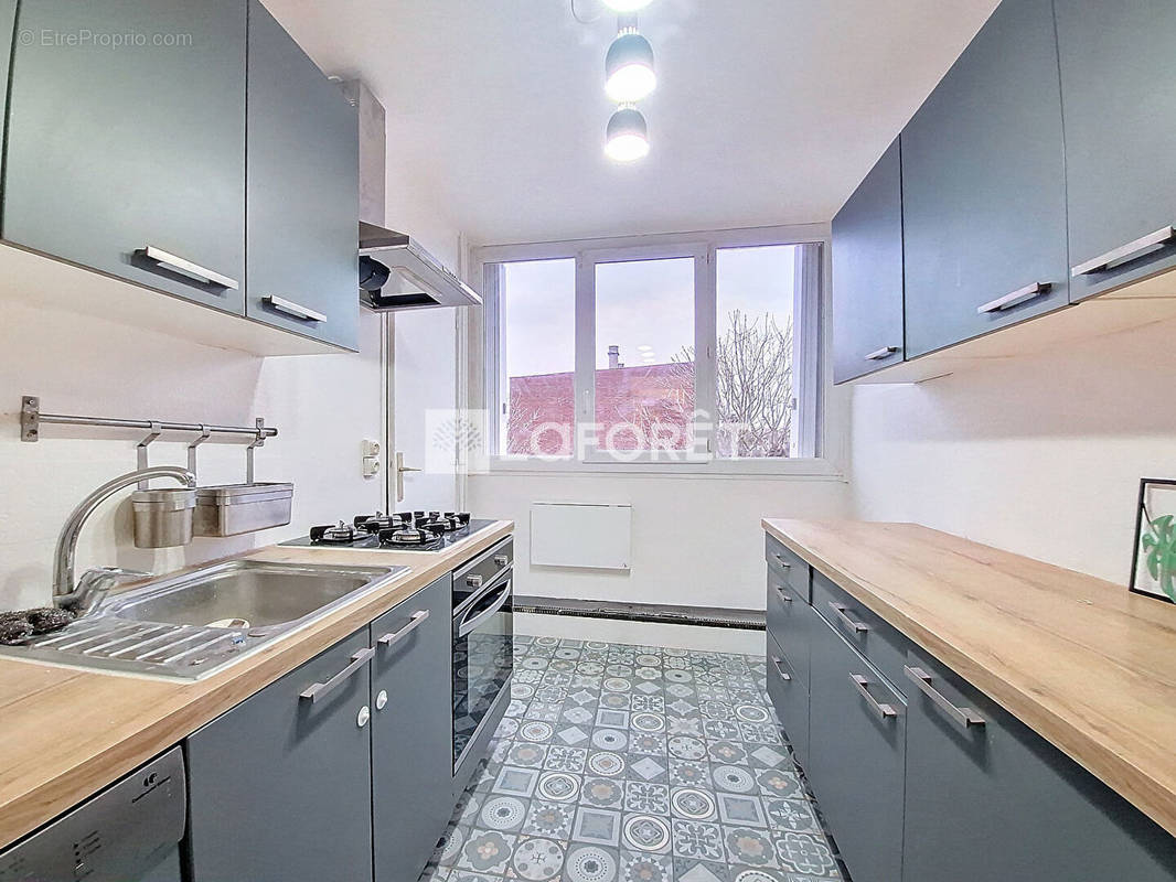 Appartement à VERNEUIL-SUR-SEINE