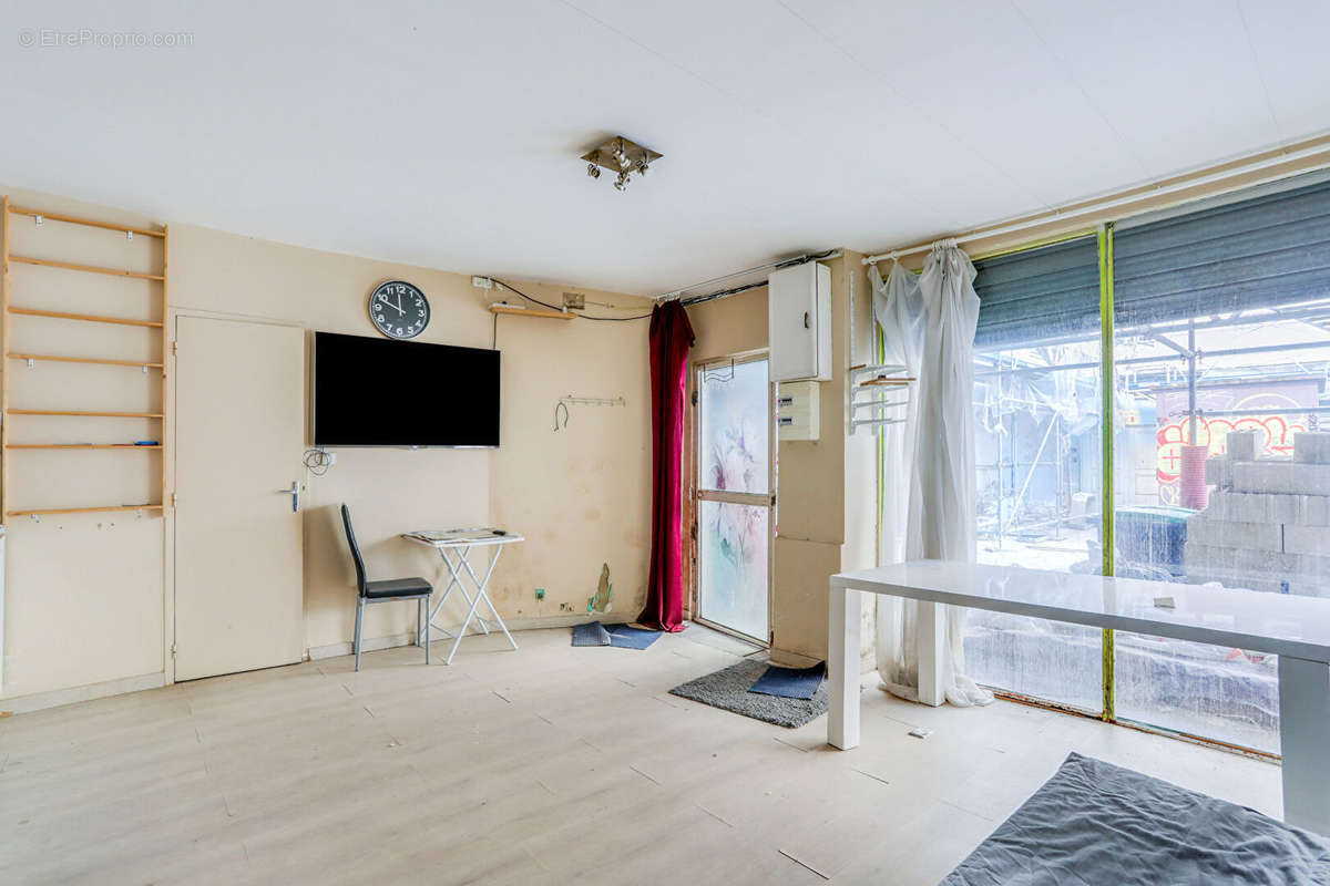 Appartement à PARIS-10E