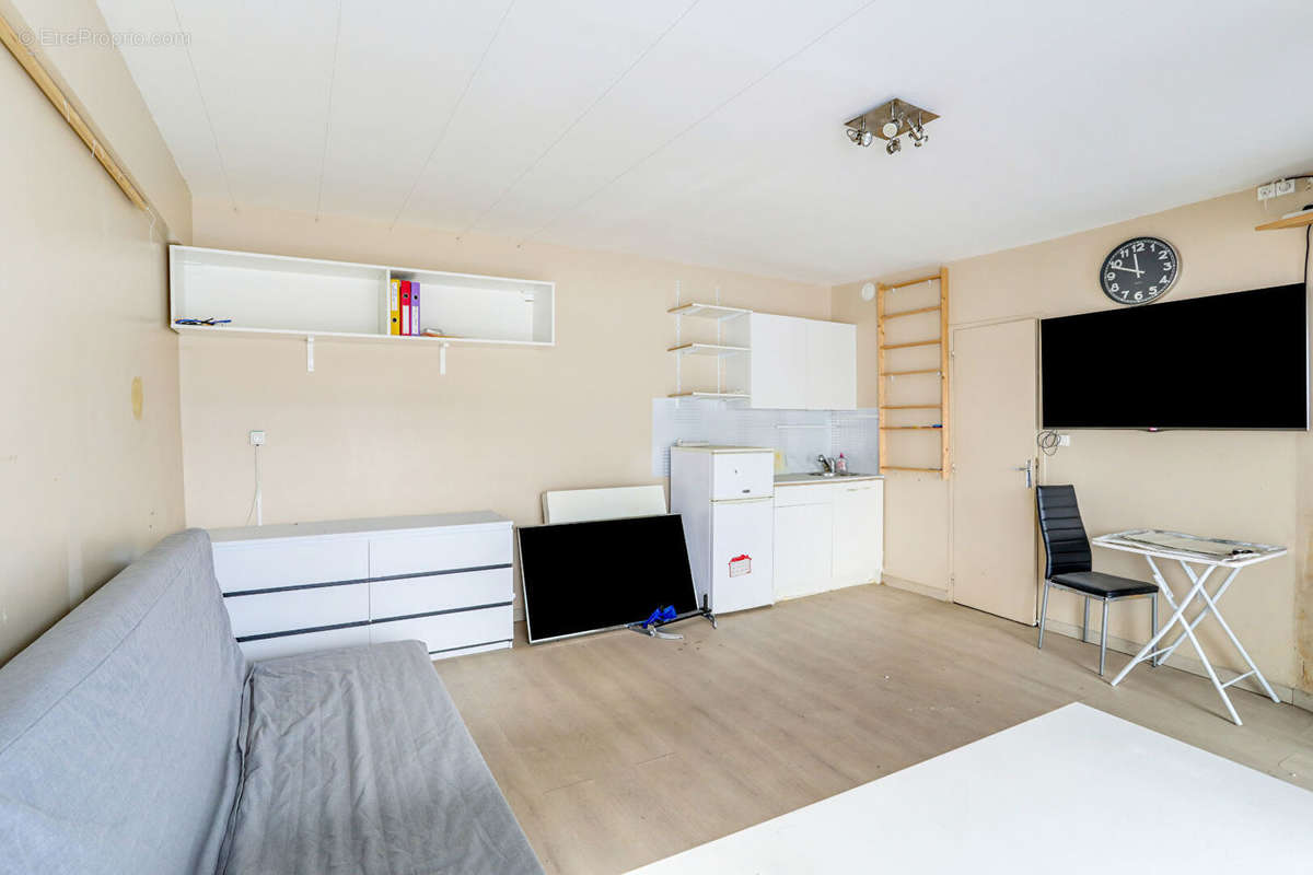 Appartement à PARIS-10E