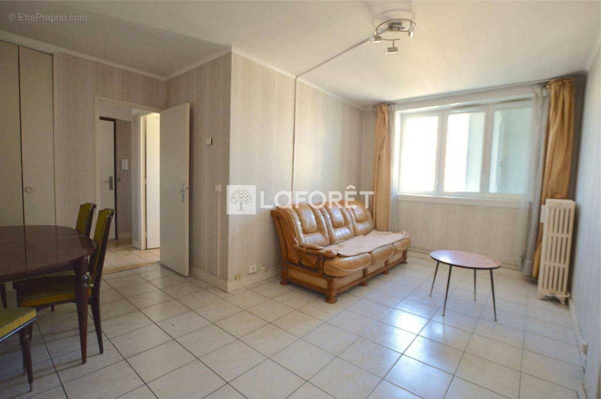 Appartement à VILLIERS-LE-BEL